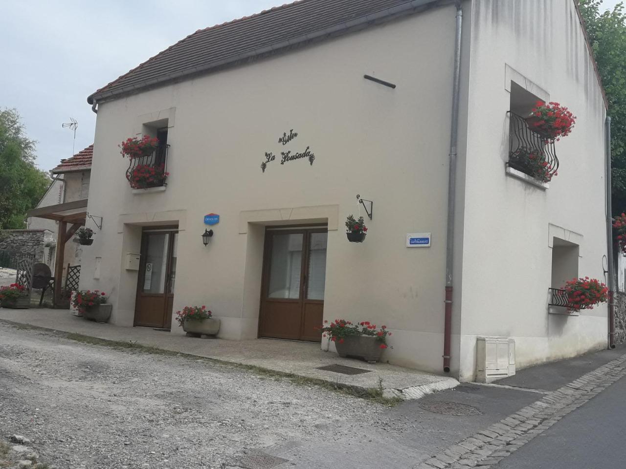 La Pousada Dormans Exterior photo